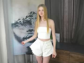 Lorettabenzing • shy • 18y • Your dream • public