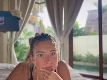 Lorygoddess • blondie • 20y • New South Wales, Australia • public