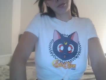 Lovelee Beats • cum • 0y • @ • public