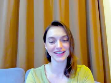 Lovelyeemia • cute • 39y • In the next house • hidden