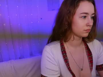 loyal_chloe - Free Live Cam Model Online
