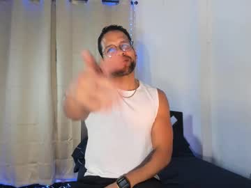 Live cam boy Lucasgaeel, 32 yrs – Hot Male Cams