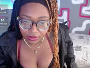 Luciana Moraine • ebony • 32y • en tu mente !! • public