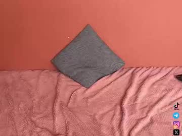 lucie_hot - Free Live Cam Model Online