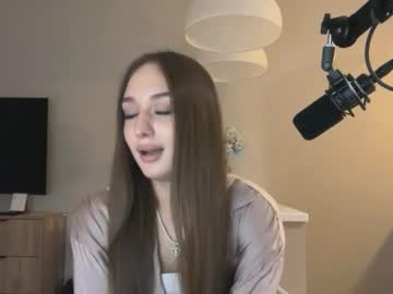 Lucinabreske • 18 • 18y • Wonderland • public