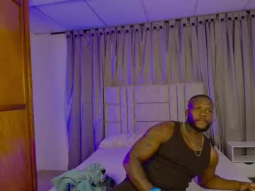 Live cam boy Lucio_grey, 25 yrs – Hot Male Cams