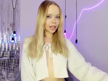 Live cam boy Lucy__loy, 18 yrs – Hot Male Cams