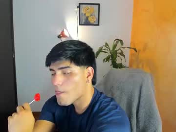 Live cam boy Luigy17, 22 yrs – Hot Male Cams