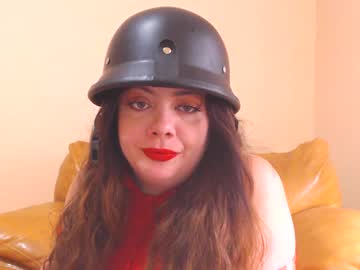 Luisahornydoll • bigass • 29y • UK • public