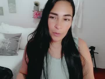 Luna Lgomez • milf • 31y • In your most wet dreams • public