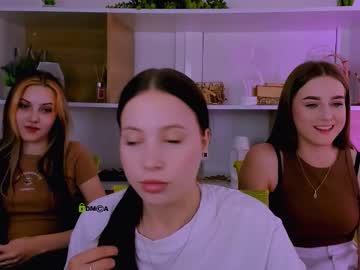 Luna_tin • joi20y • in your head? • public