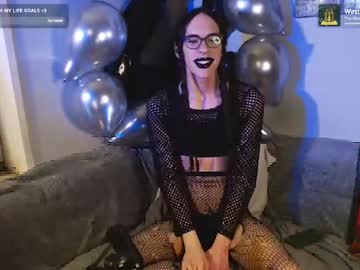 Lunarlinda • bigcock22y • Luna In The Dark Sky • public