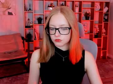 Lunawiinters • blonde • 19y • Poland, Krakow • public