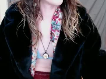 lyla_maeve - Live Cam Model Online on Ted's Cam Directory