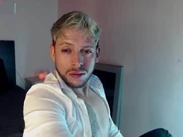 Live cam boy Maaxxxrider, 22 yrs – Hot Male Cams