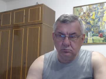 Machomale3 • uncut • 70y • Ukraine • public