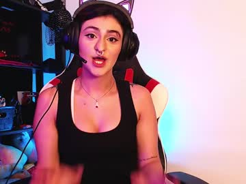 Maevemads • shorthair • 23y • Canada • public