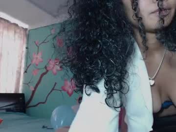 Maite Loves • ebony • 20y • in your mind !! • public