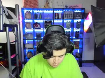 Mapachoso1414 • femboy • 23y • Chihuahua, Mexico • public