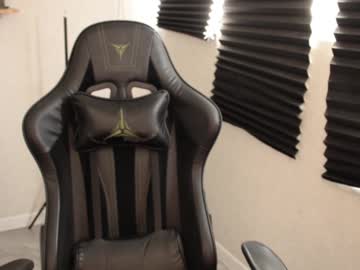 Markcarthy • cumshow • 21y • lost in the night • public