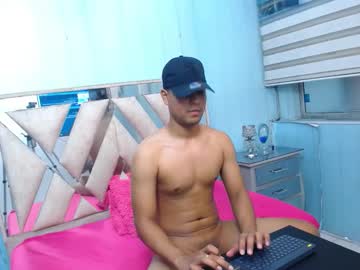 Martin Big  • bigcock • 21y • medellin • public