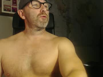 Master8daddy69 • findom • East Coast USA • public