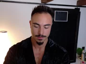 Live cam boy Master_lukass, 26 yrs – Hot Male Cams