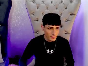 Live cam boy Mateo_mitchell, 18 yrs – Hot Male Cams