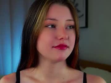 Mavisseibert • bigboobs • 18y • Poland • public