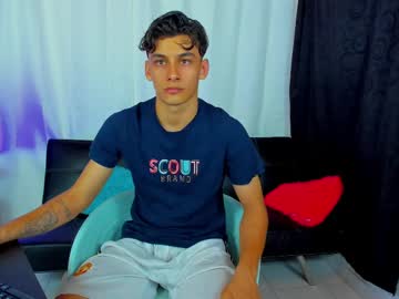 Max Wild01 • lovense • 22y • ? YOUR DREAMS  ? • public