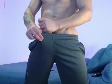 max_xl_ - Free Live Cam Model Online