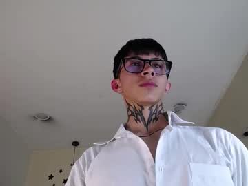 Live cam boy Maxdominant_ – Hot Male Cams