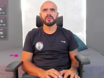 Maximo Di Santi • feet • 33y • IN YOUR DREAMS!! • public