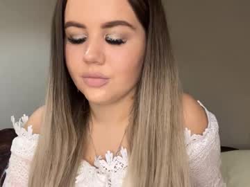 Meggandrakos live cam profile photo