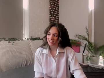 Meghanbullins • brunette • 18y • Estonia • hidden