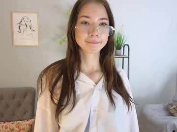 Meisy Craim • shy • 18y • Latvia • public