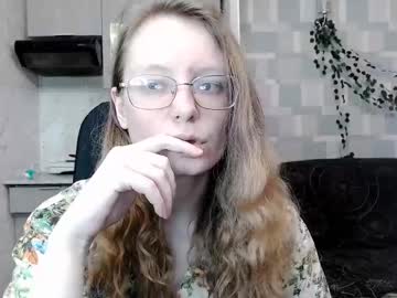 Meowcr • dance • 23y • Flevoland, The Netherlands • public