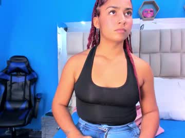 Mia Charlotte17 • latina • 18y • Medellin, Colombia • public