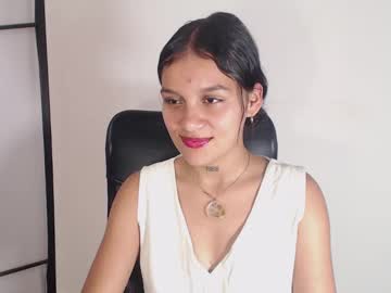 Mialux5 • skinny • 18y • E.E.U.U • public