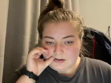 Miapisa • bbw • 0y • France • public