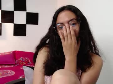 Miaportman • hairy • 24y • Colombia • public