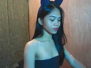 Micaholics • daddysgirl • 19y • christmas paradise • public