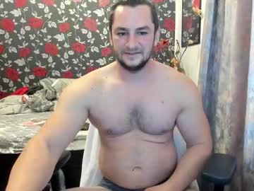 Michaelragnar90 • cumshot • Dom,top bigcock • public