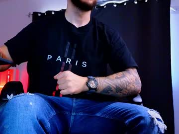 Live cam boy Mightyaaron, 30 yrs – Hot Male Cams