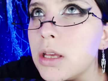 Mikaskullcs • deepthroat21y • in ur heart ;) • private