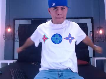 Live cam boy Mike_smiths, 18 yrs – Hot Male Cams