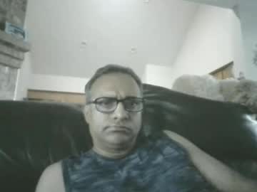 Live Male Performer mikej143 – profile photo, streaming now