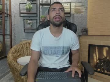 Live cam boy Mikepark_, 19 yrs – Hot Male Cams