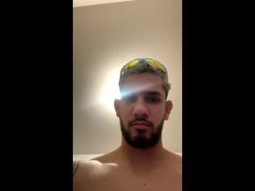 Mikethomson01 • young • 23y • Medellin • public