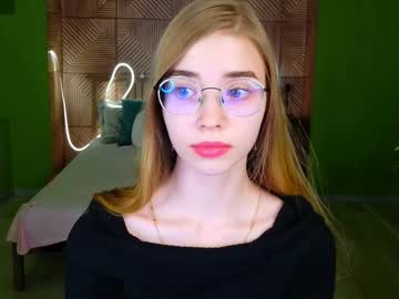 Milenashy  • teen • 20y • North Holland, The Netherlands • public